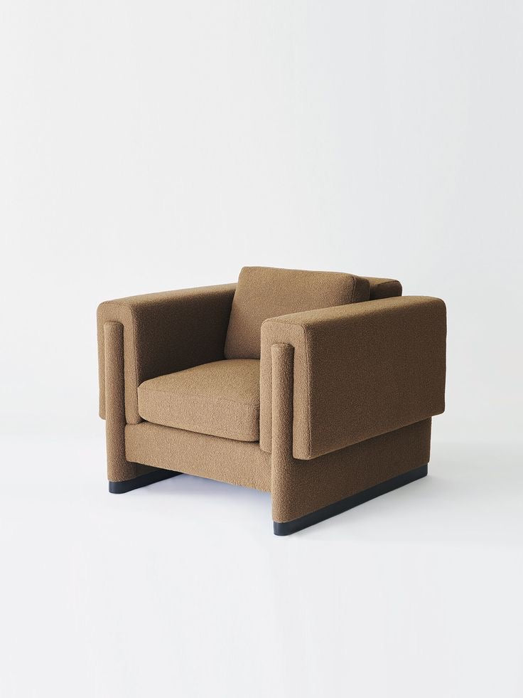 Egg collective Howard Sofa