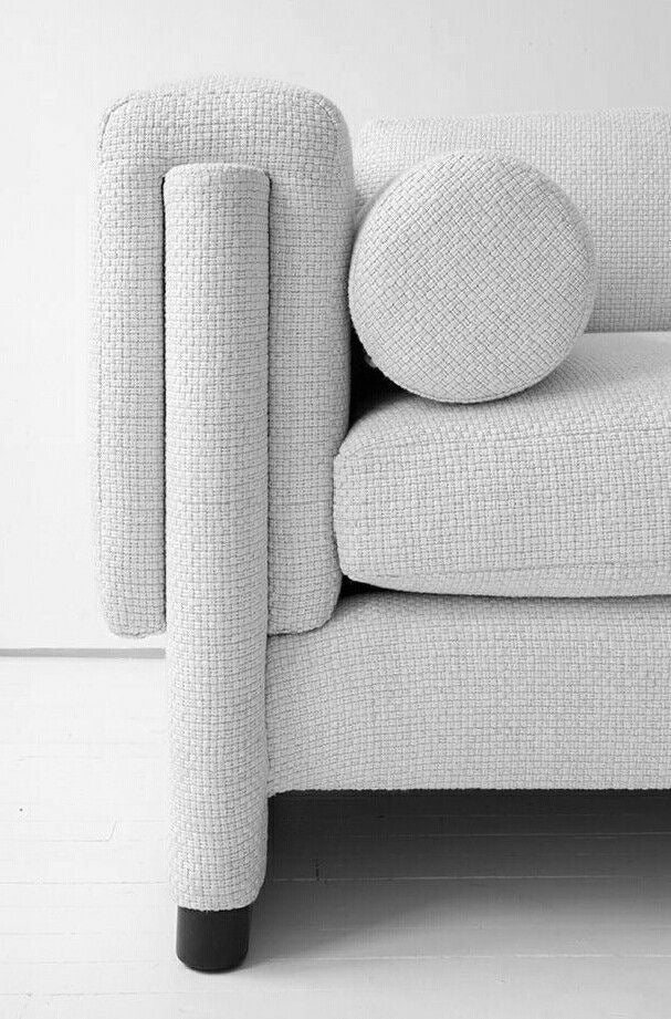 Egg collective Howard Sofa